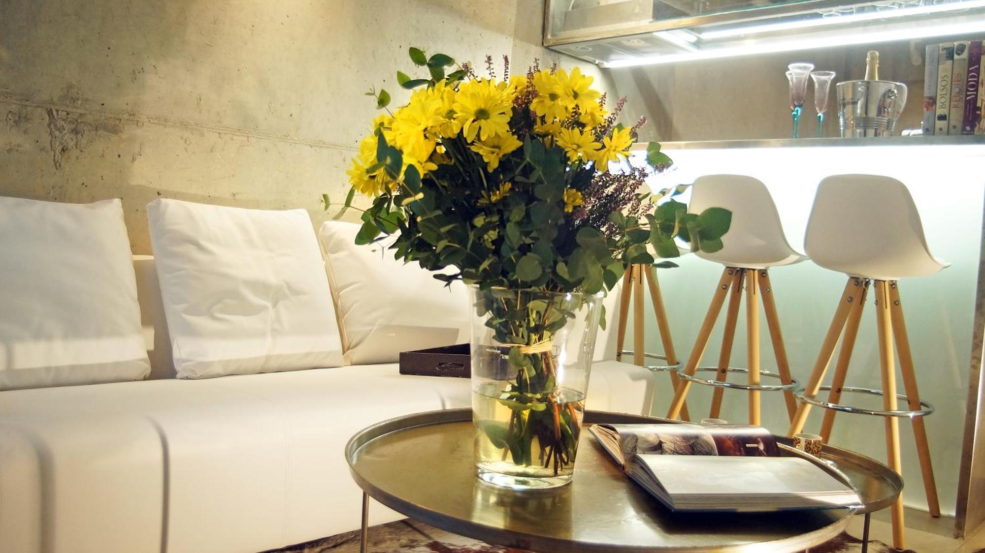 My Space Emirates - Fully Equipped Apartments Near The Beach With Shared Pool Barcelona Habitación foto