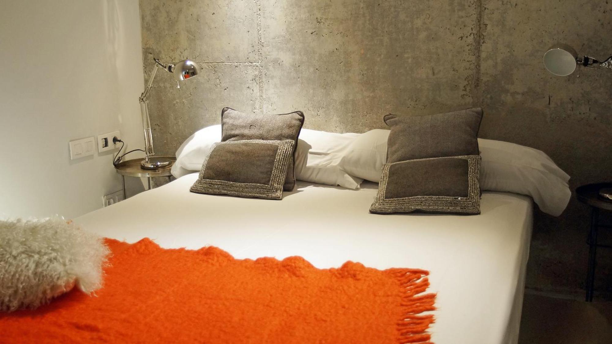 My Space Emirates - Fully Equipped Apartments Near The Beach With Shared Pool Barcelona Habitación foto